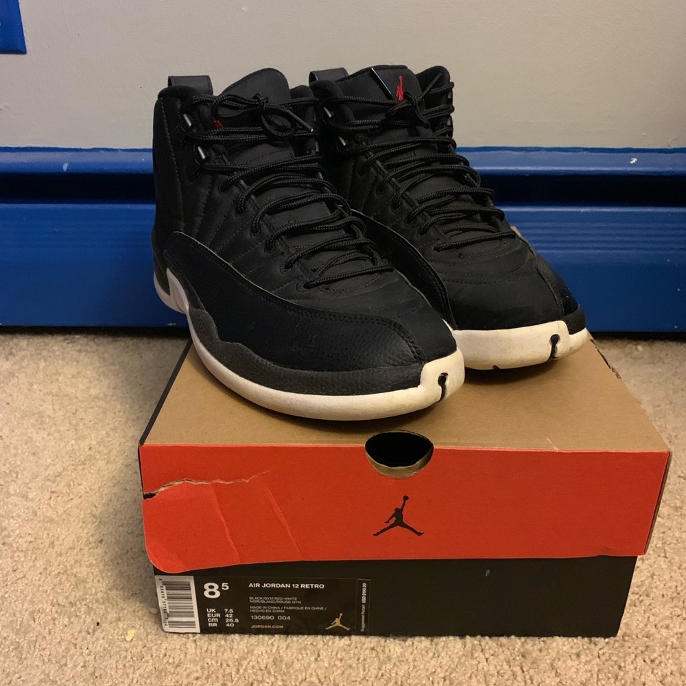 Size 8.5 Jordan 12 nylon